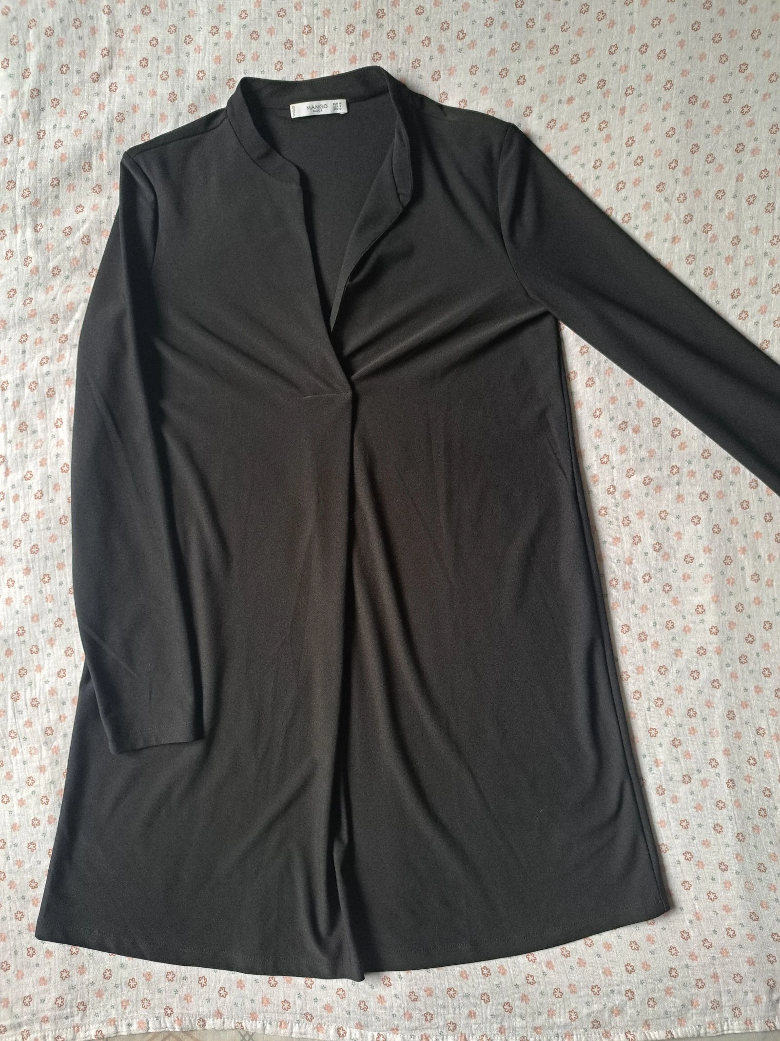 👗 Robe noire manches longues Mango - Taille M - Très bon état